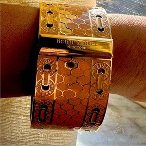 Beautiful Gold bracelet Henri bendel